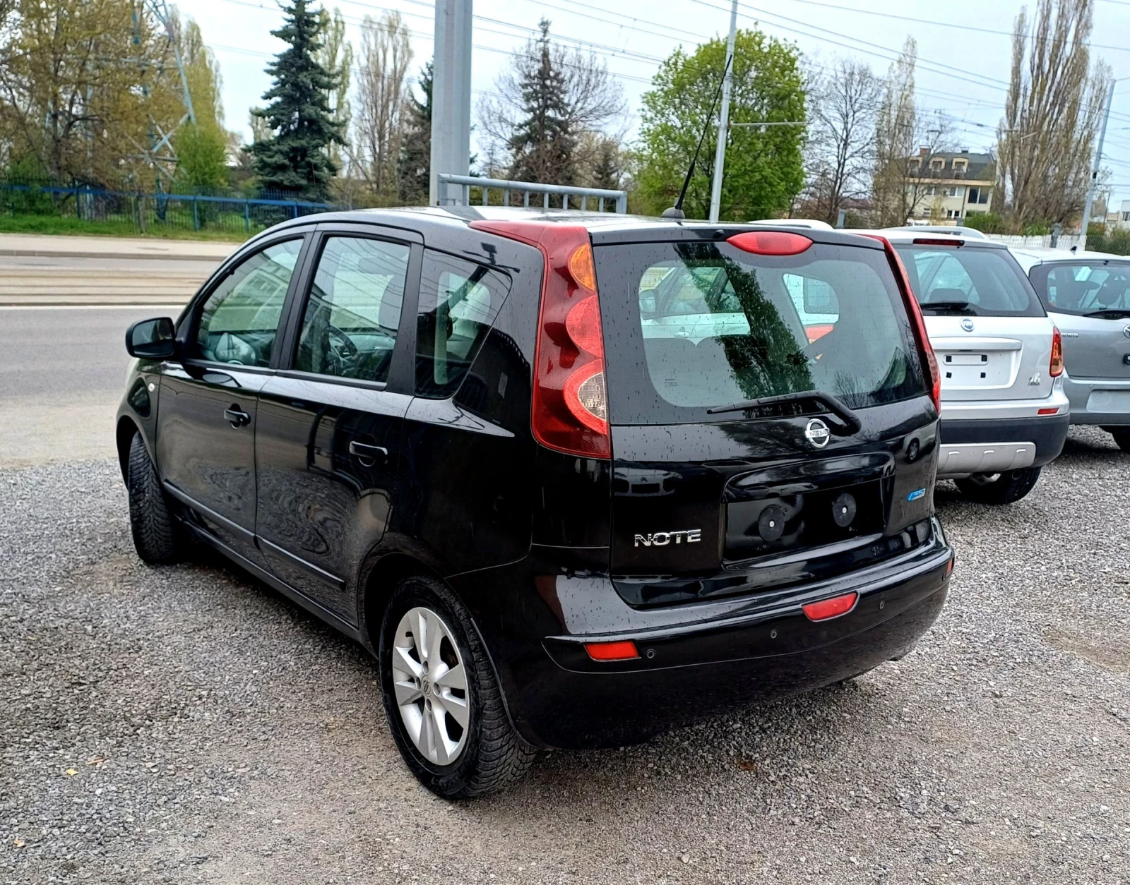 Nissan Note 1.4 GPL 2010 - изображение 5
