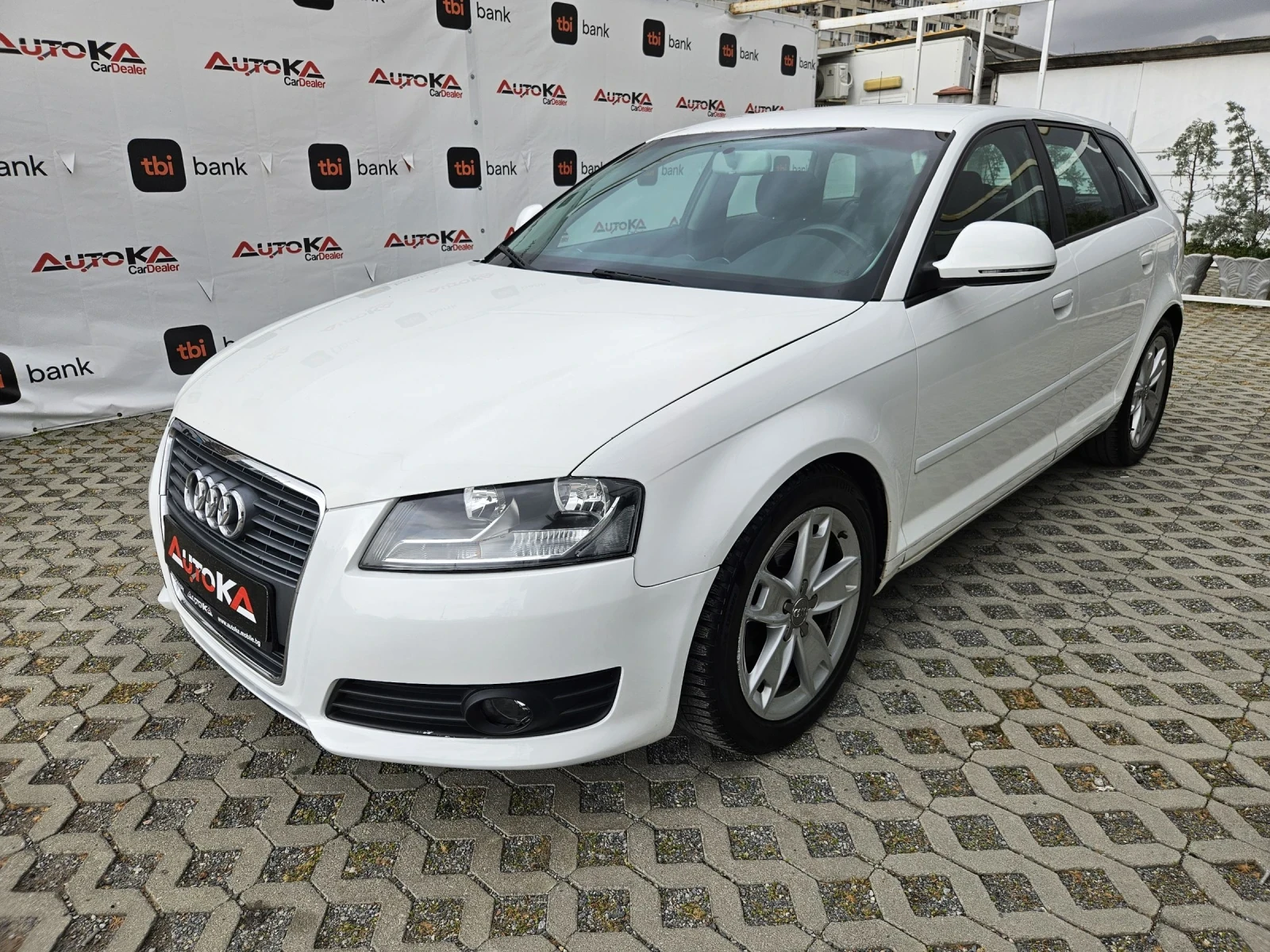 Audi A3 2.0TDI-140кс= АВТОМАТ= КЛИМАТРОНИК= АВТОПИЛОТ - изображение 6