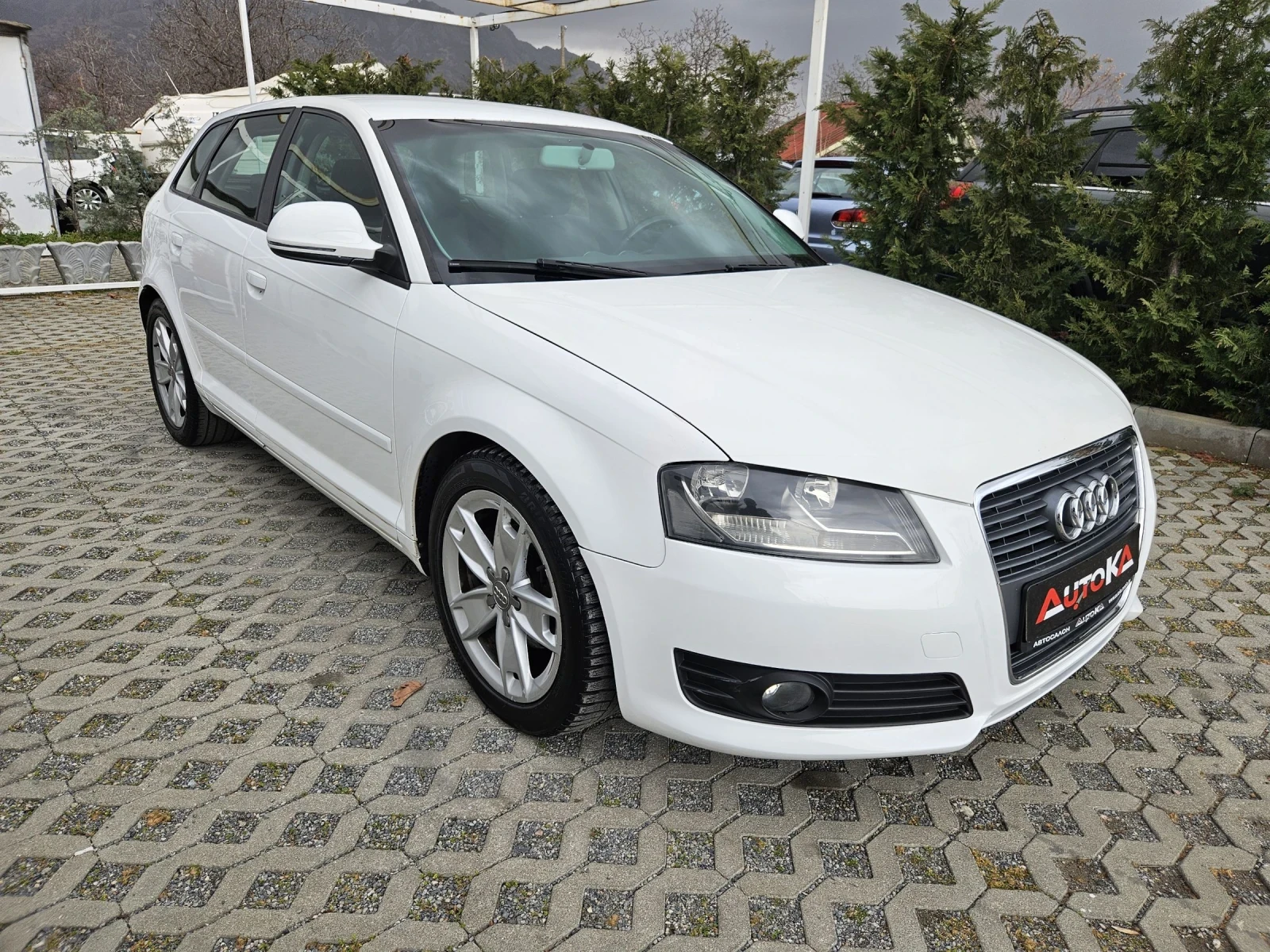 Audi A3 2.0TDI-140кс= АВТОМАТ= КЛИМАТРОНИК= АВТОПИЛОТ - изображение 2