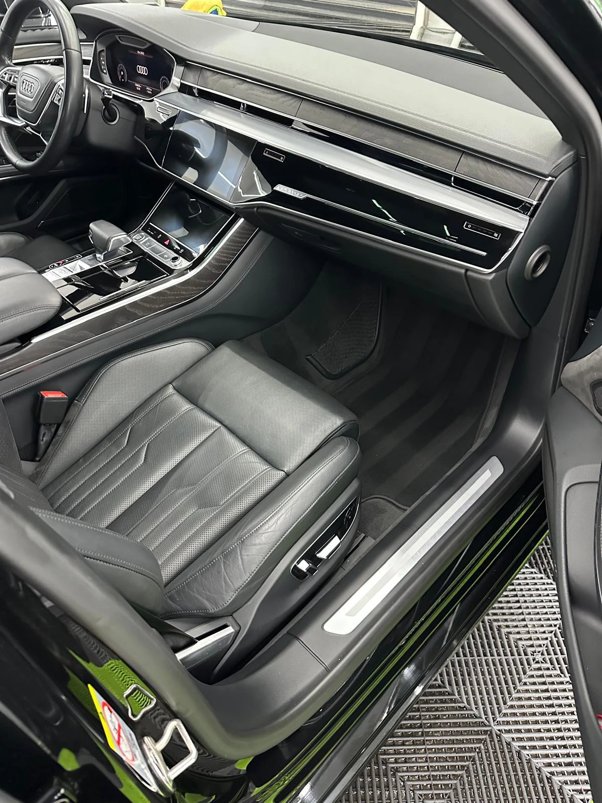 Audi A8 55TFSI* Закупен НОВ* СЕРВИЗ АУДИ* *  - изображение 9
