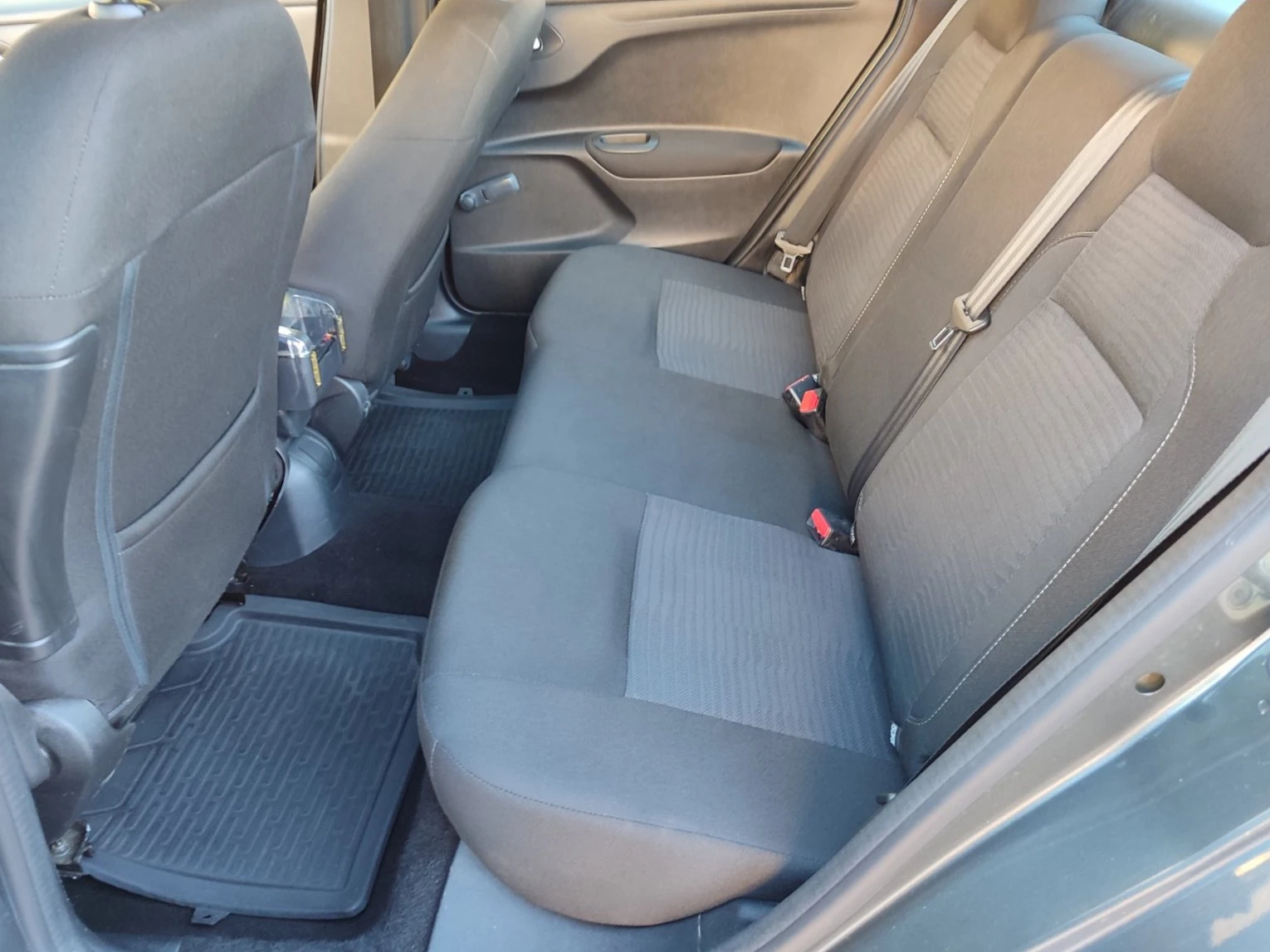 Peugeot 301 1.2 i VTi 82 (EB2F) | Mobile.bg � ����������� 12