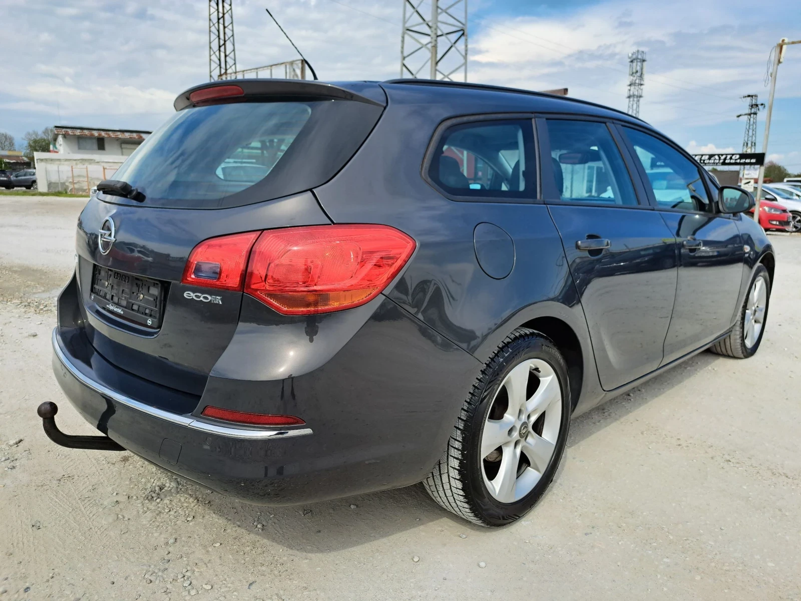 Opel Astra КОЖА/НАВИ/ПОДГРЕВ/ПАРКТРОНИК/2015г - изображение 2