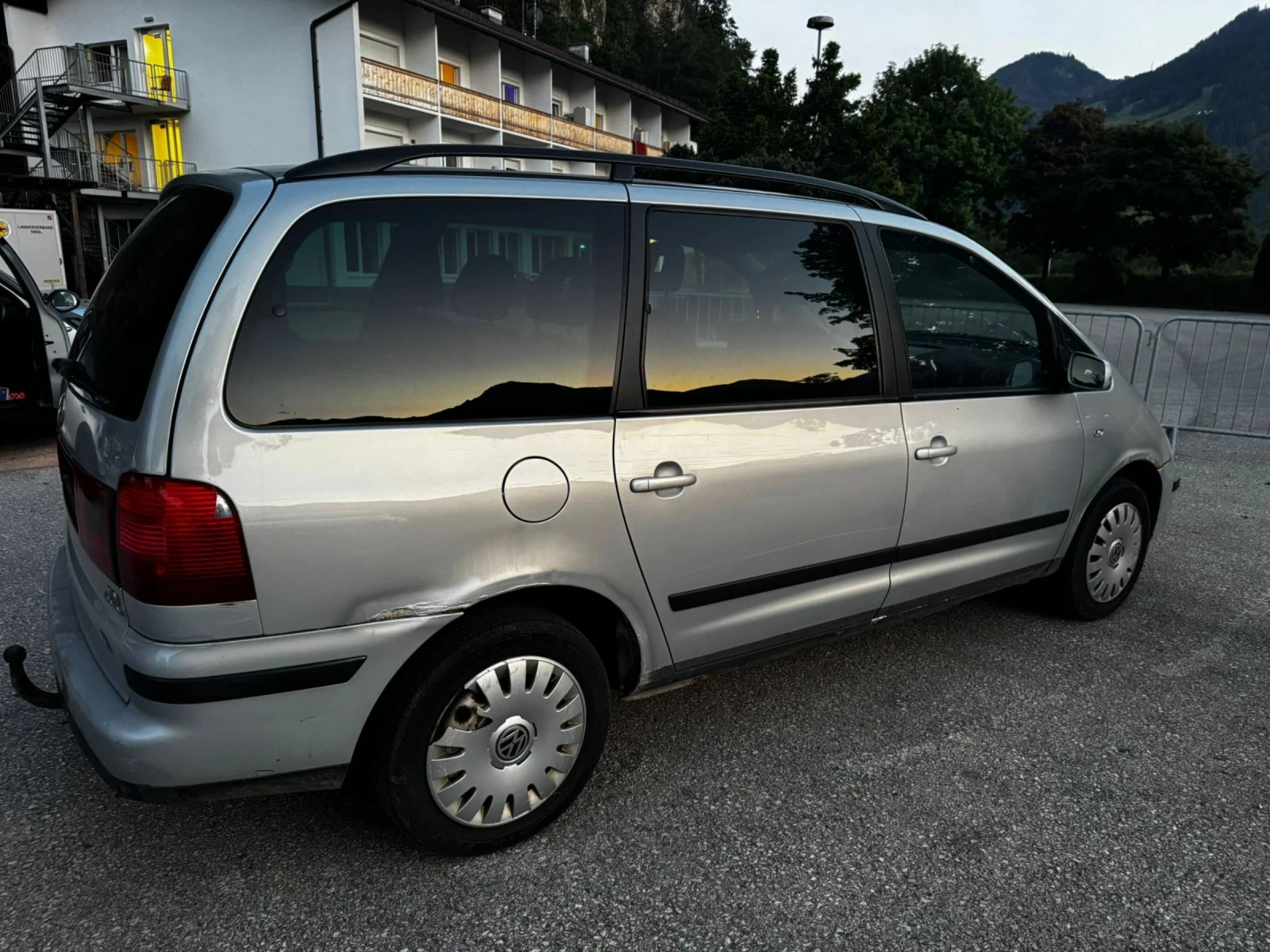 VW Sharan 1.9tdi.116ks.4x4.7mesta - изображение 3