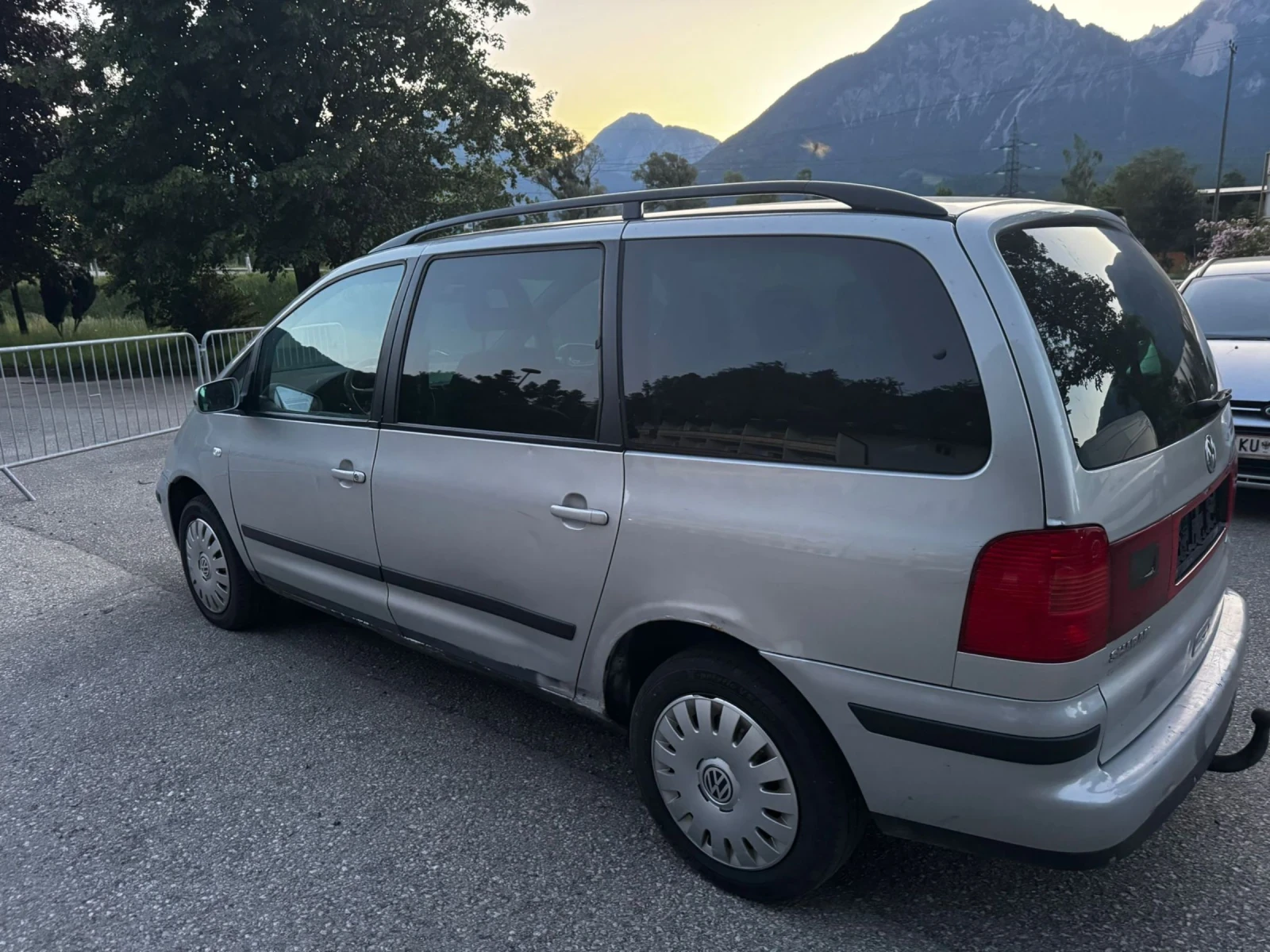 VW Sharan 1.9tdi.116ks.4x4.7mesta - изображение 2