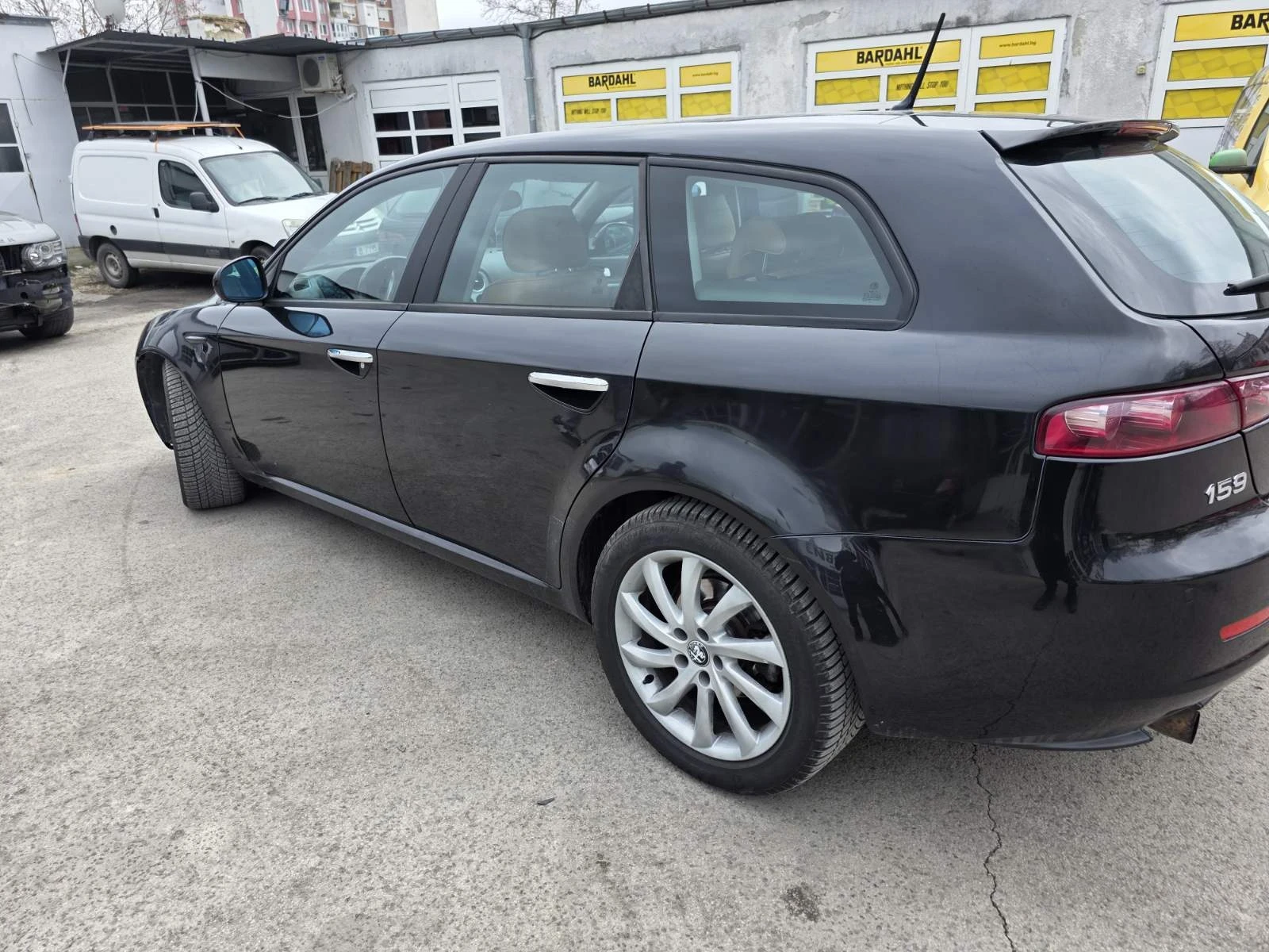 Alfa Romeo 159 1.9 JTDm - изображение 7