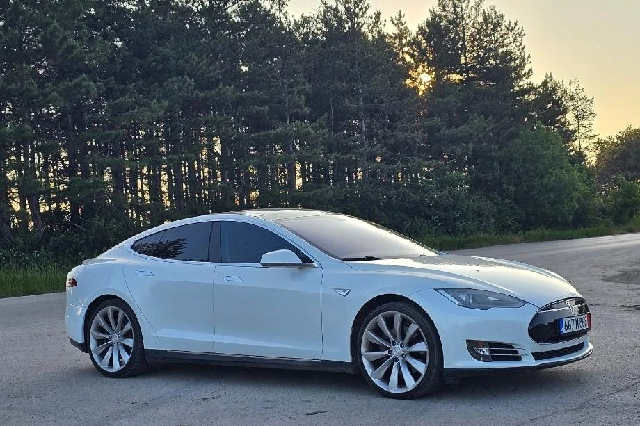 Tesla Model S P85+ Performance Signature - изображение 7
