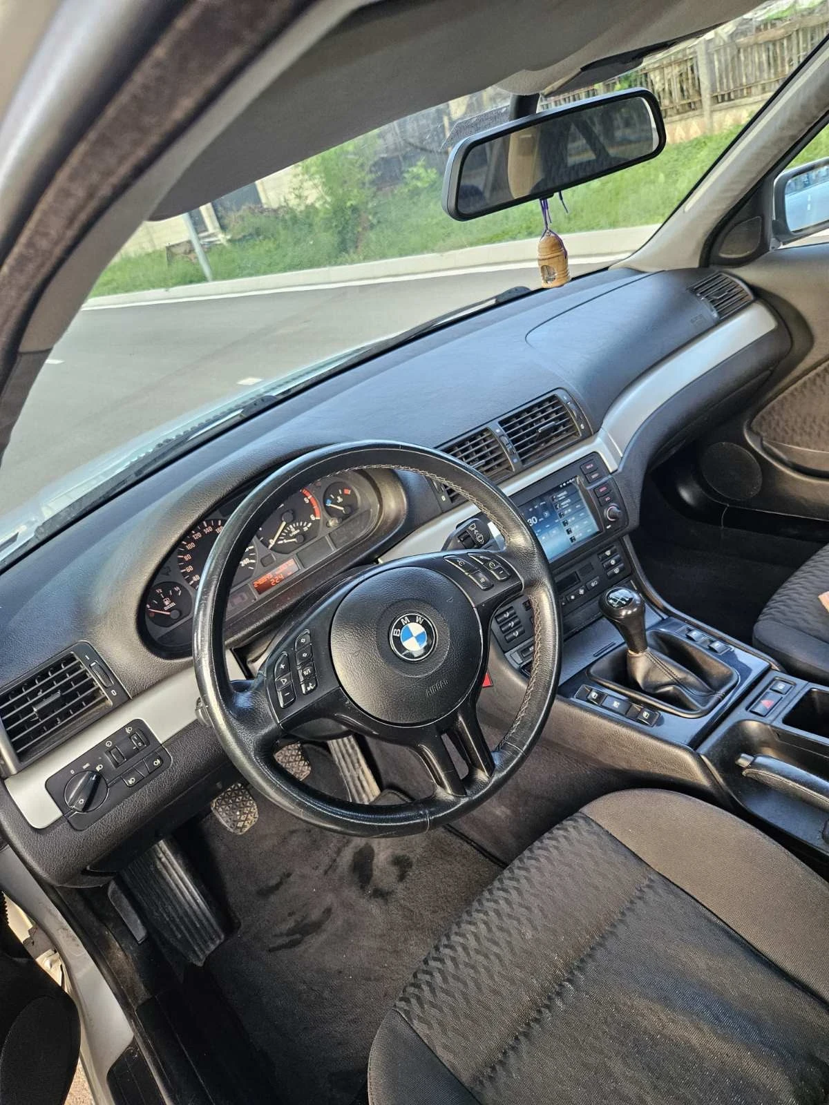 BMW 320  - изображение 7