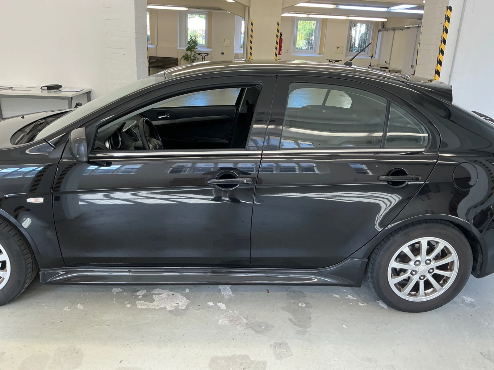 Mitsubishi Lancer 1.6  2-РИ КОМПЛЕКТ ГУМИ и ДЖАНТИ - изображение 4