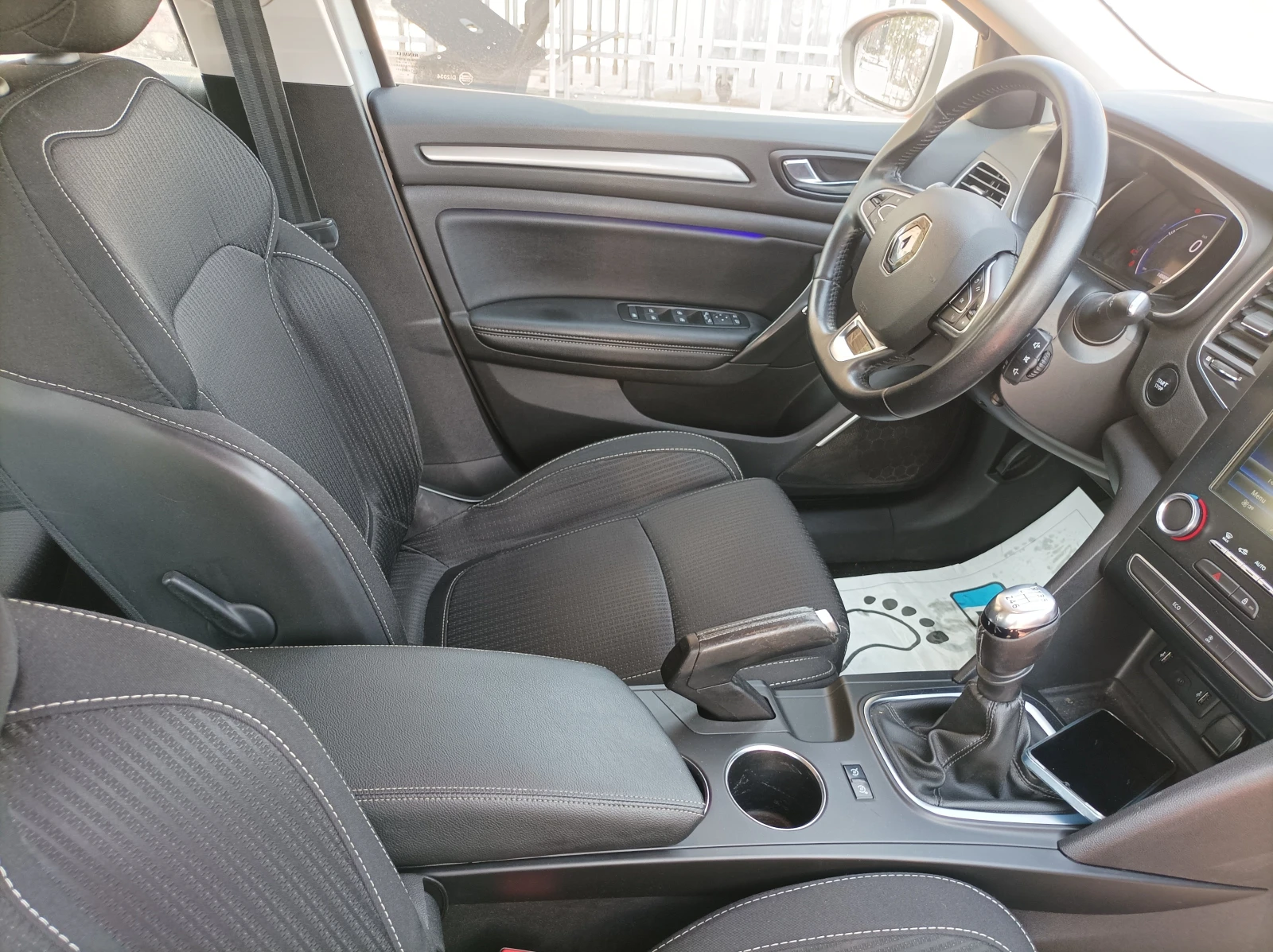 Renault Megane 1.5 CDI -EURO 6D/-ЛИЗИНГ  - изображение 9