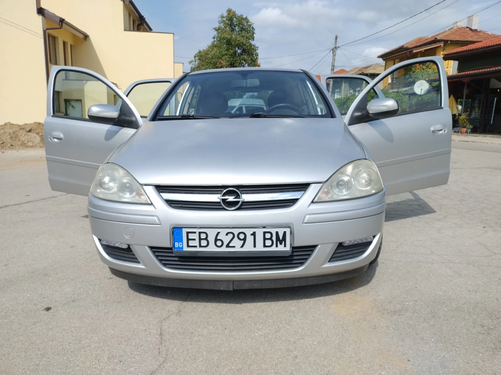 Opel Corsa 1.2 Газов инжекцион  - изображение 5