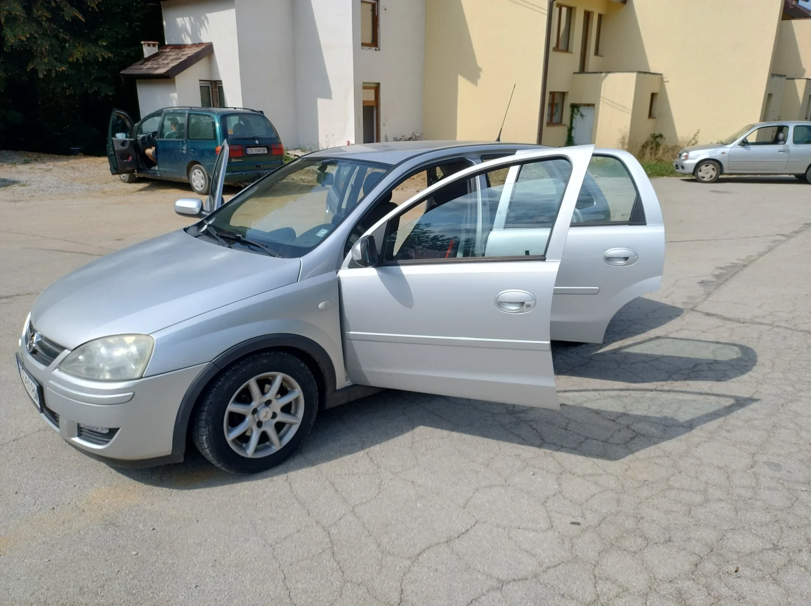 Opel Corsa 1.2 Газов инжекцион  - изображение 7