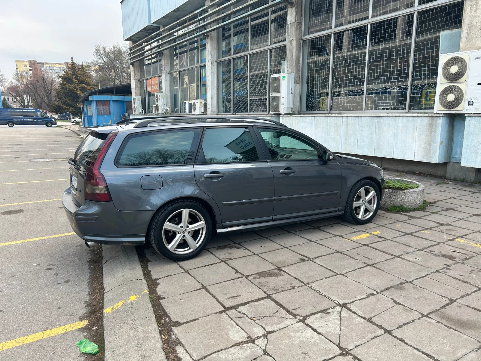 Volvo V50 2.5T  - изображение 8