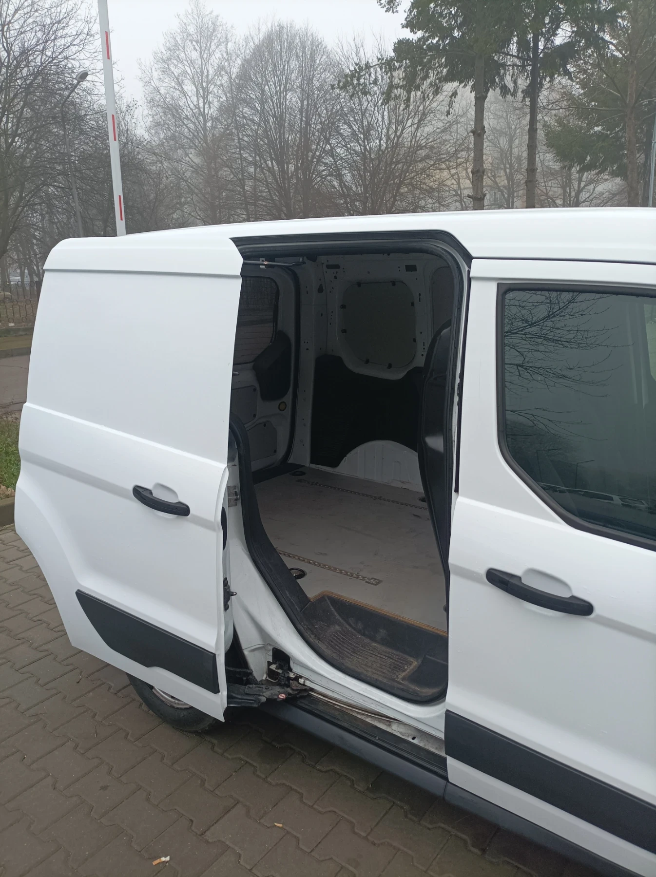 Ford Connect 1, 6 tdci 95 �.� | Mobile.bg � ����������� 13