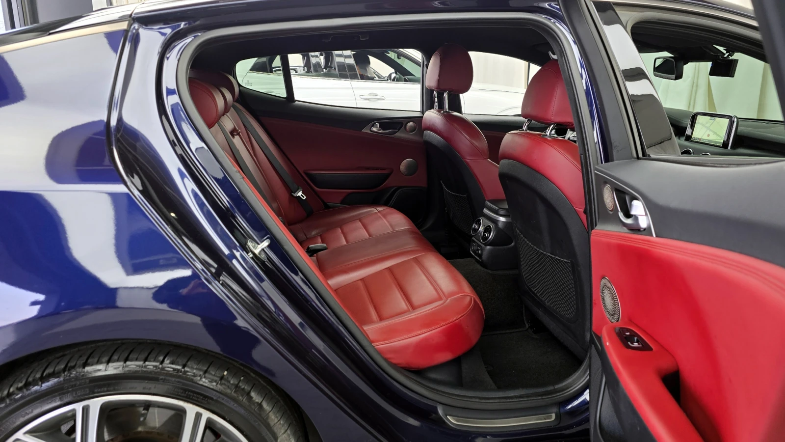 Kia Stinger 3.3 TURBO 4x4 GT / ����� �������� ������� !!! | Mobile.bg � ����������� 9