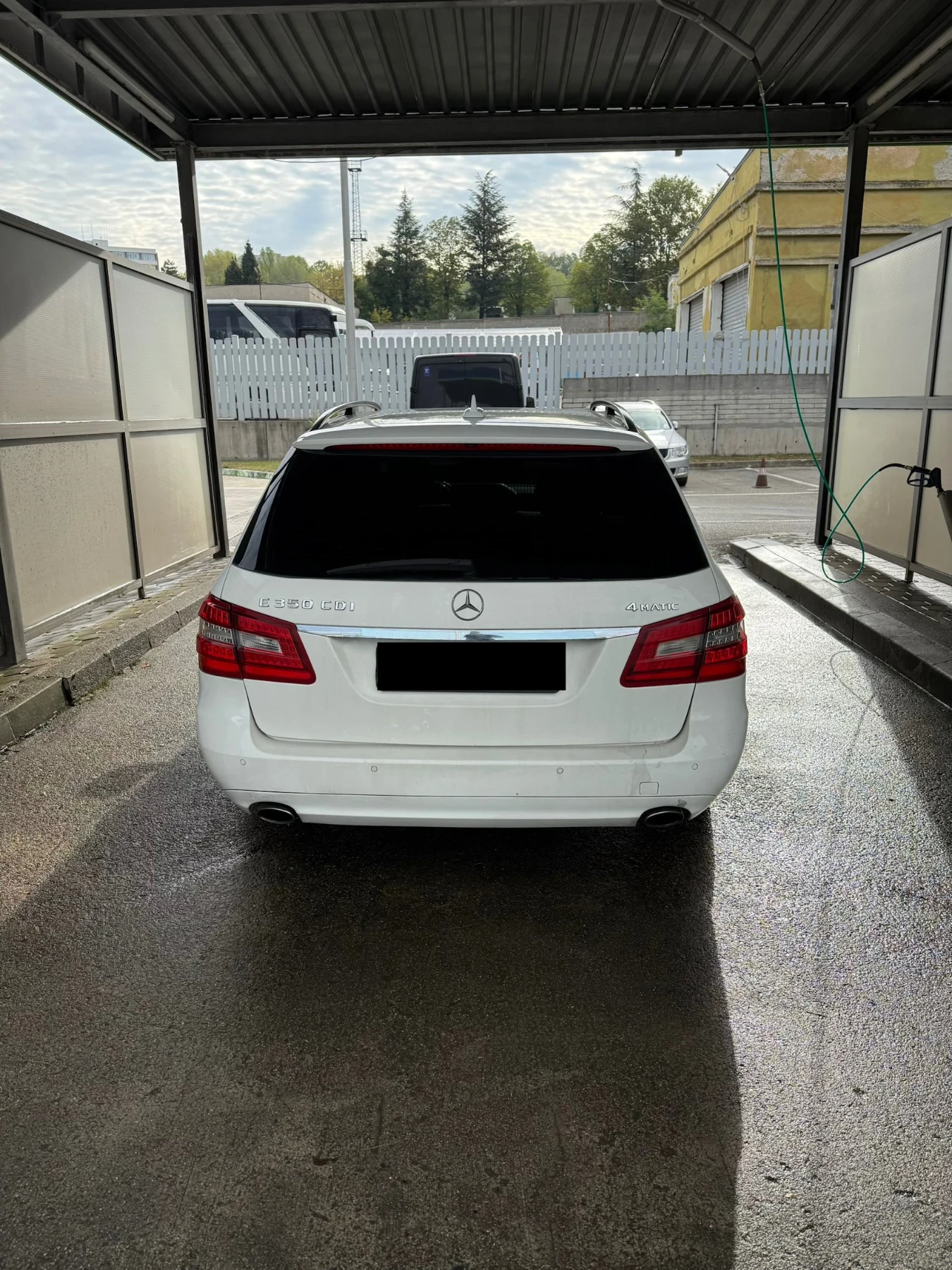 Mercedes-Benz E 350  4 MATIC, снимка 5 - Автомобили и джипове - 54458039