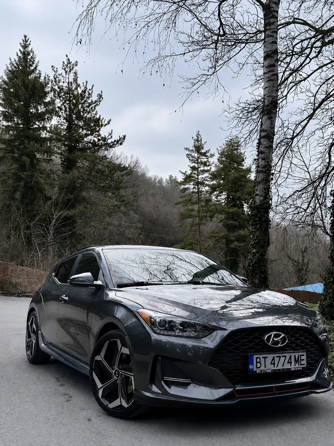Hyundai Veloster  Hyundai Veloster 1.6 T-GDI Turbo 204 к.с.