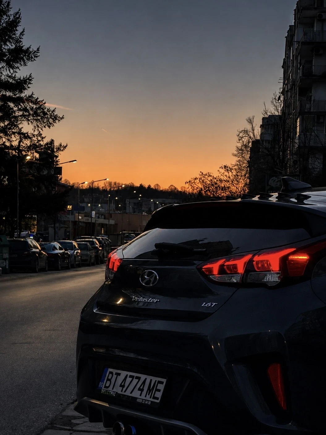 Hyundai Veloster  Hyundai Veloster 1.6 T-GDI Turbo 204 к.с., снимка 9 - Автомобили и джипове - 55768492