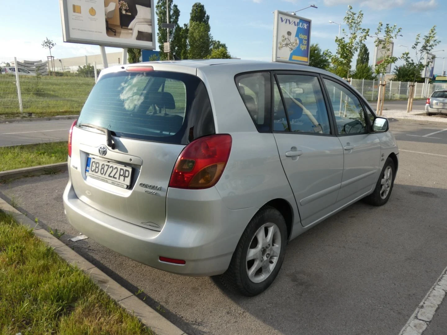 Toyota Avensis verso, снимка 3 - Автомобили и джипове - 54684478