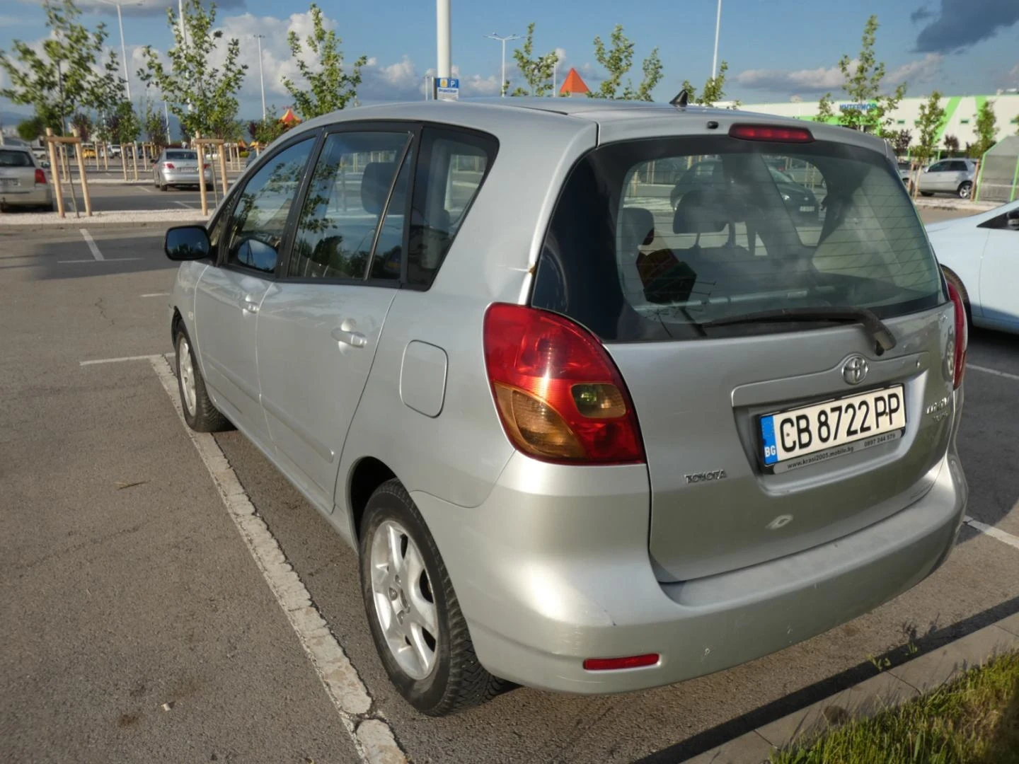 Toyota Avensis verso, снимка 4 - Автомобили и джипове - 54684478