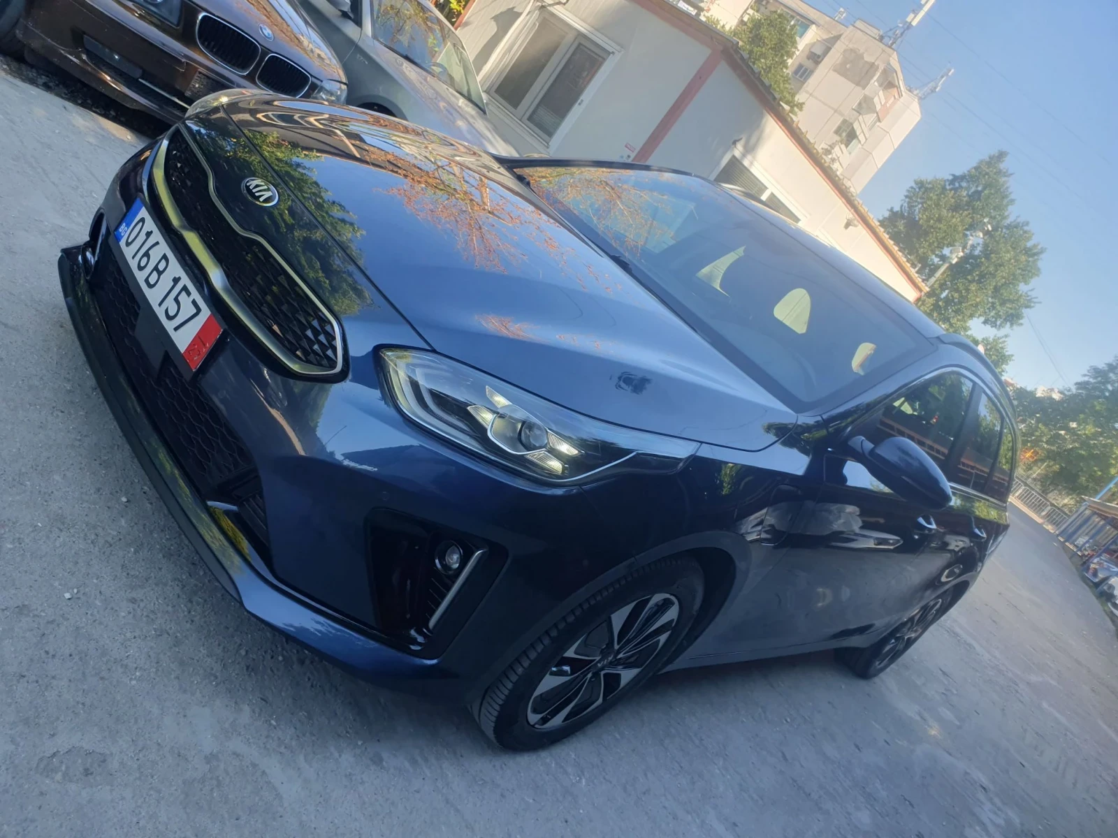 Kia Ceed 1.6 Hibrud FULL FULL PLATINUM, снимка 2 - Автомобили и джипове - 55292339