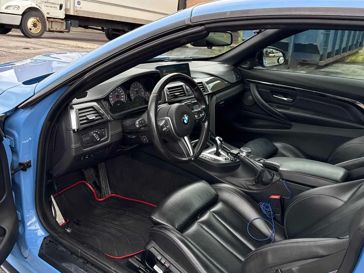 BMW M4 * Cabriolet * АВТОКРЕДИТ БЕЗ ПЪРВОНАЧАЛНА ВНОСКА* , снимка 5 - Автомобили и джипове - 55400111