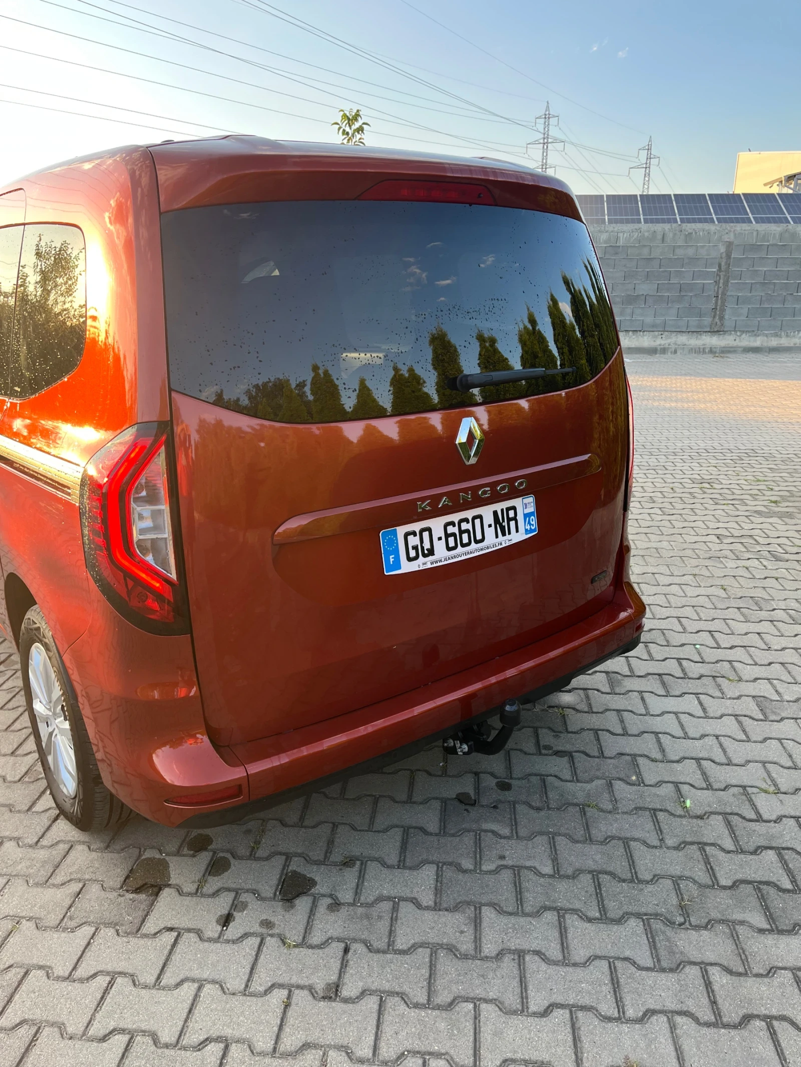 Renault Kangoo E-TECH, снимка 4 - Автомобили и джипове - 55482350