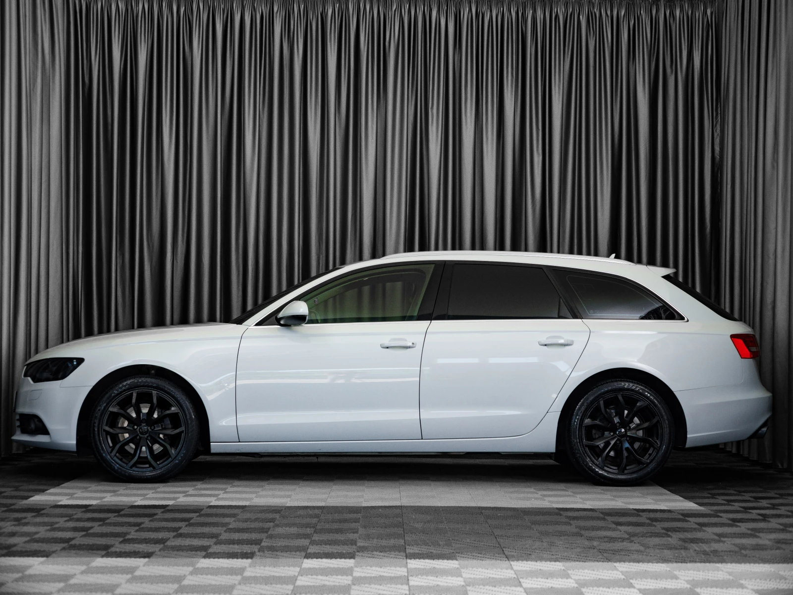 Audi A6 3TDI AVANT Aвтоматик, снимка 7 - Автомобили и джипове - 55545657