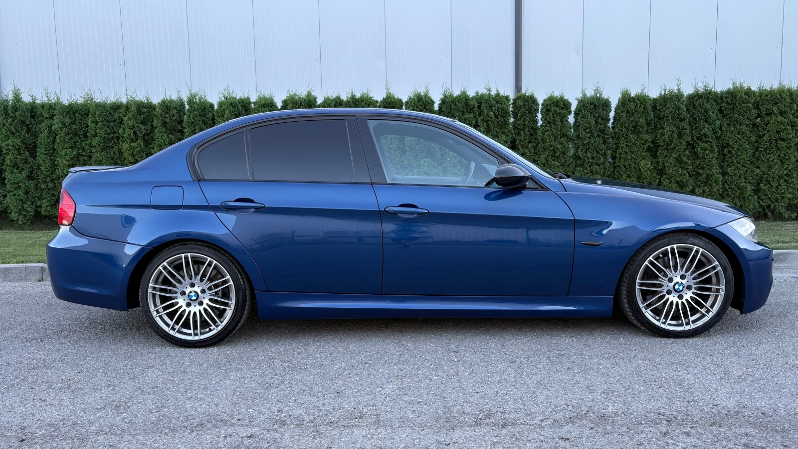 BMW 330 M-PACKET /NAVI/, снимка 4 - Автомобили и джипове - 55966455