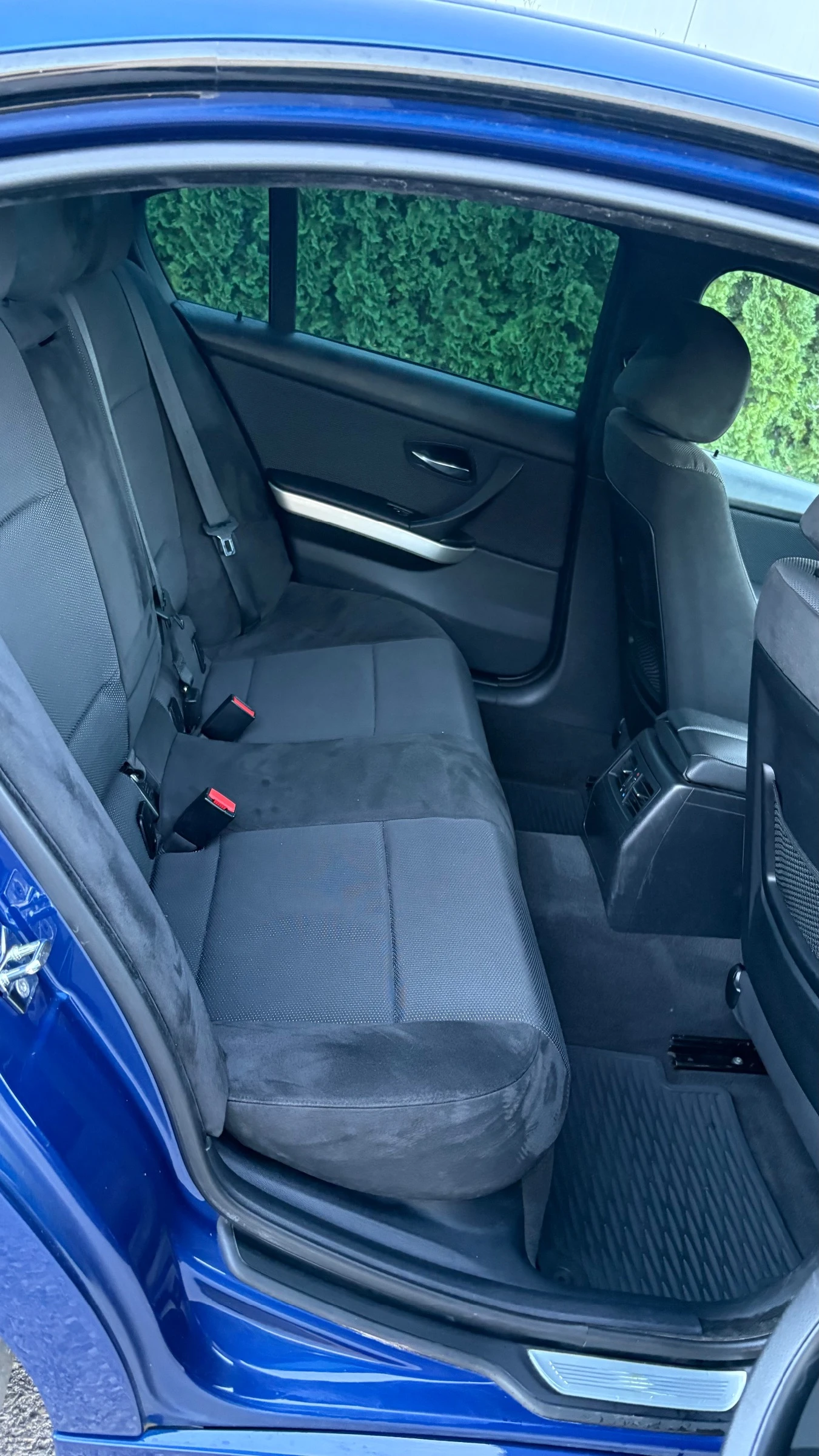 BMW 330 M-PACKET /NAVI/, снимка 14 - Автомобили и джипове - 55966455