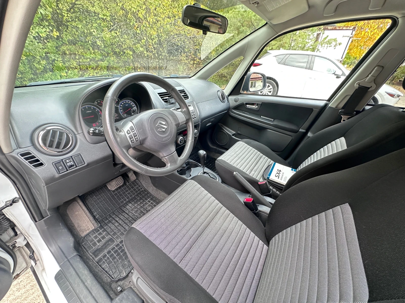 Suzuki SX4 Bari Edition 4x4, снимка 7 - Автомобили и джипове - 56451412