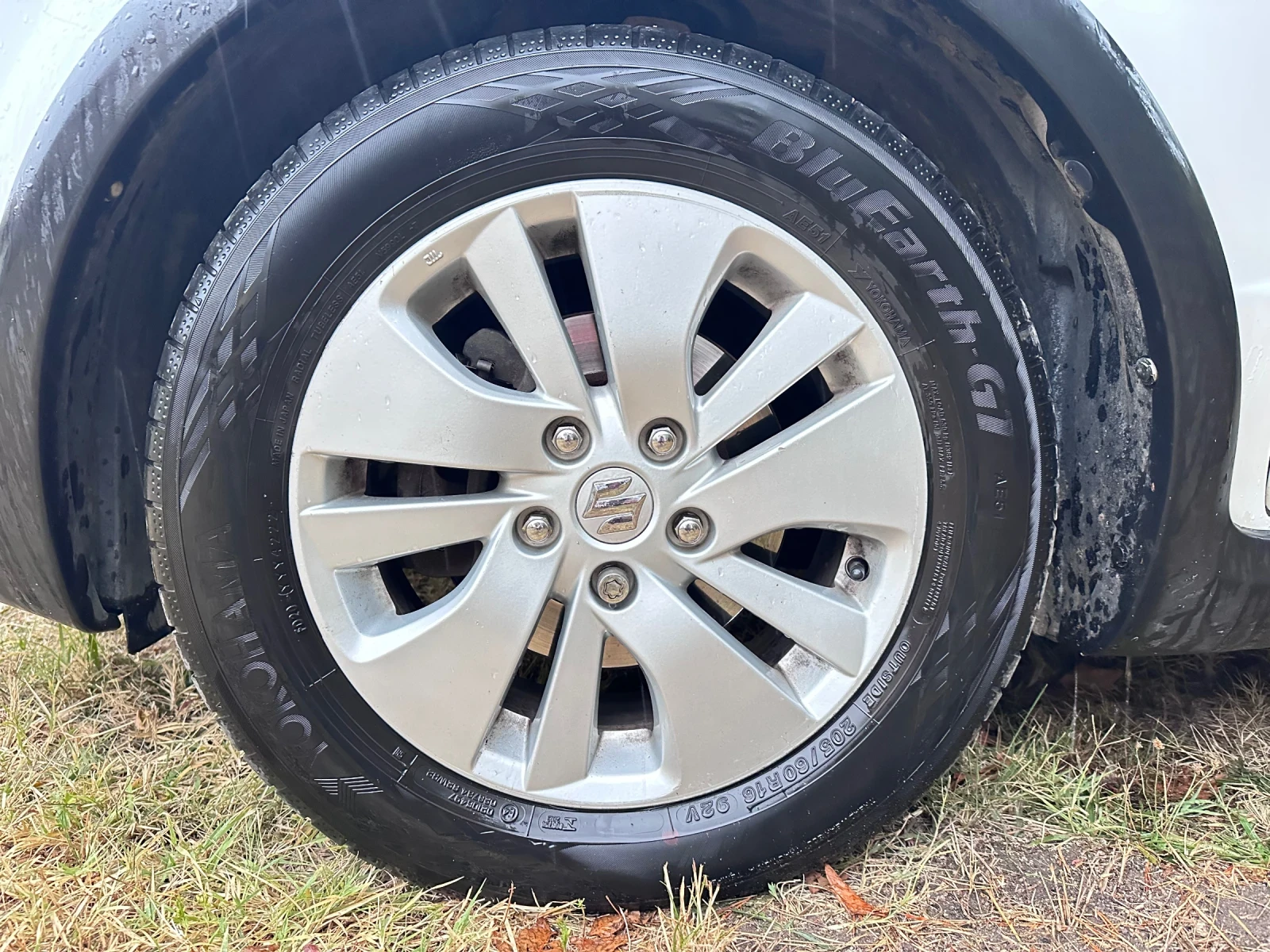 Suzuki SX4 Bari Edition 4x4, снимка 16 - Автомобили и джипове - 56451412
