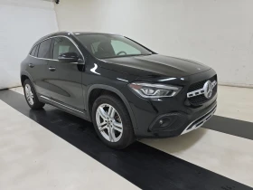 Mercedes-Benz GLA 250 KEYLESS * Panoramic * Hands-Free* Memory