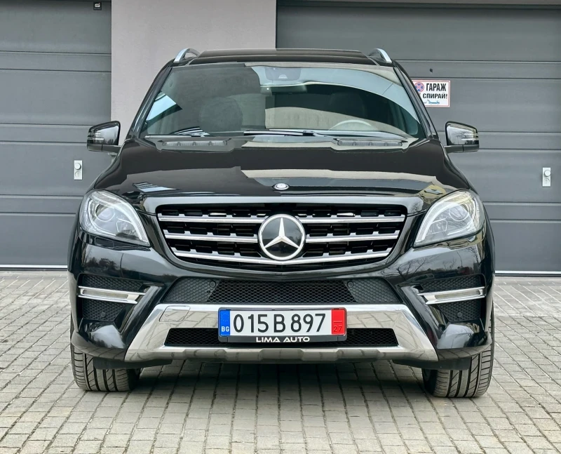 Mercedes-Benz ML 350 AMG Pack / Pano / Harman / Distronic, снимка 2 - Автомобили и джипове - 48343563