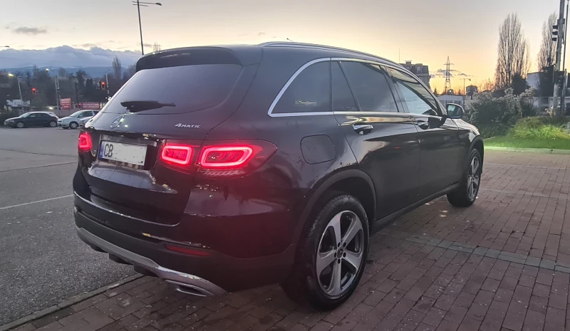 Mercedes-Benz GLC 300 4 matic, снимка 6 - Автомобили и джипове - 49569033