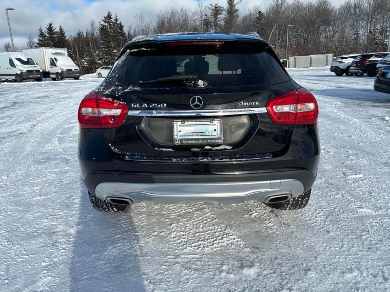 Mercedes-Benz GLA 250 * CARFAX * БЕЗ ПЪРВОНАЧАЛНА ВНОСКА, снимка 4 - Автомобили и джипове - 52714703