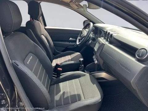 Dacia Duster 1.5 dci Prestige 360 camera, снимка 12 - Автомобили и джипове - 55324788