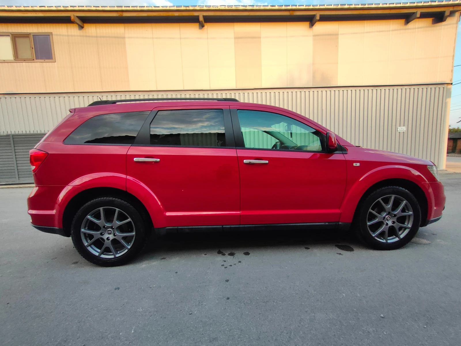 Fiat Freemont 2.0D 170 AWD 7 seats - изображение 4