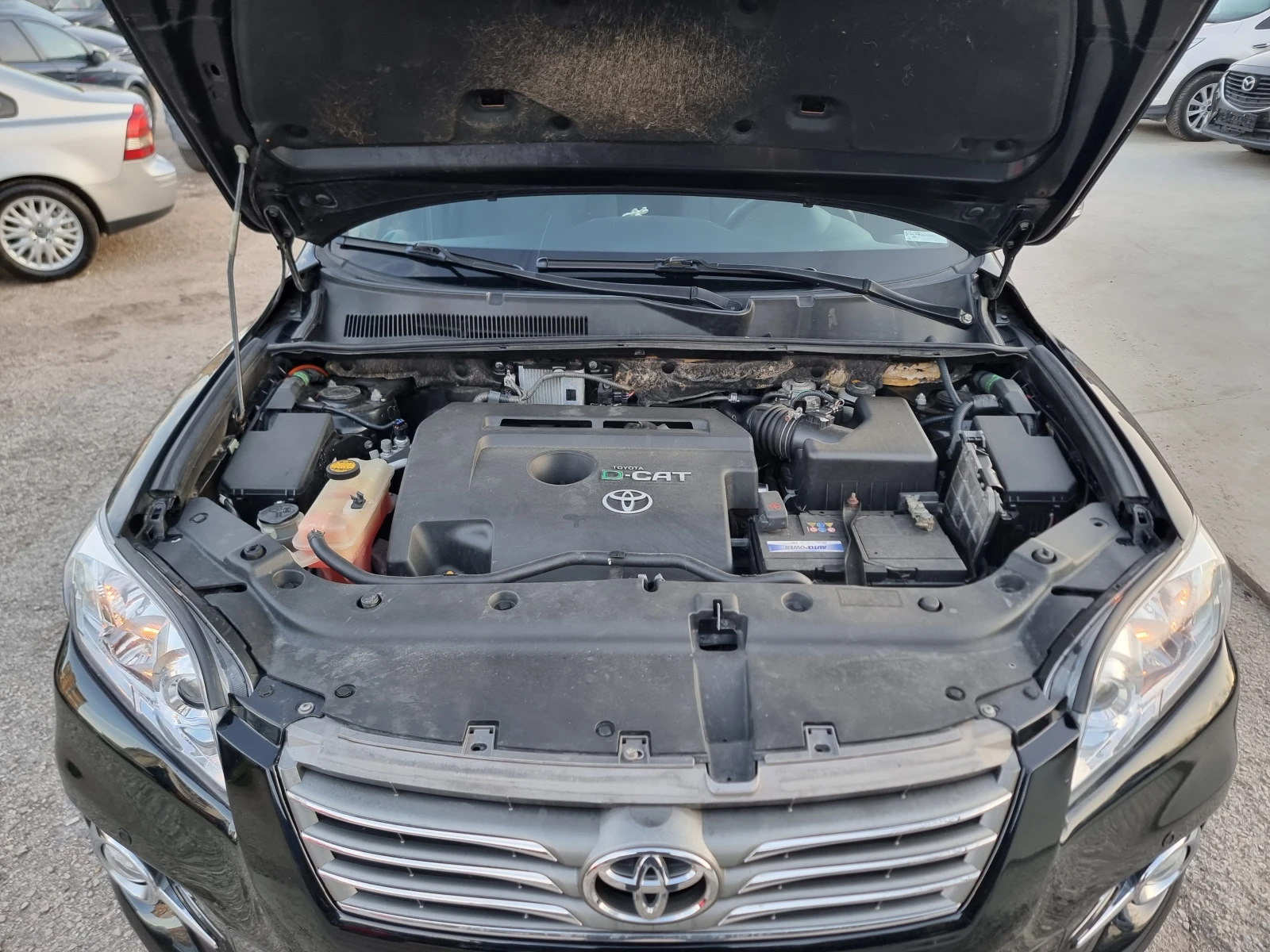 Toyota Rav4 2.2D4D  | Mobile.bg — изображение 17