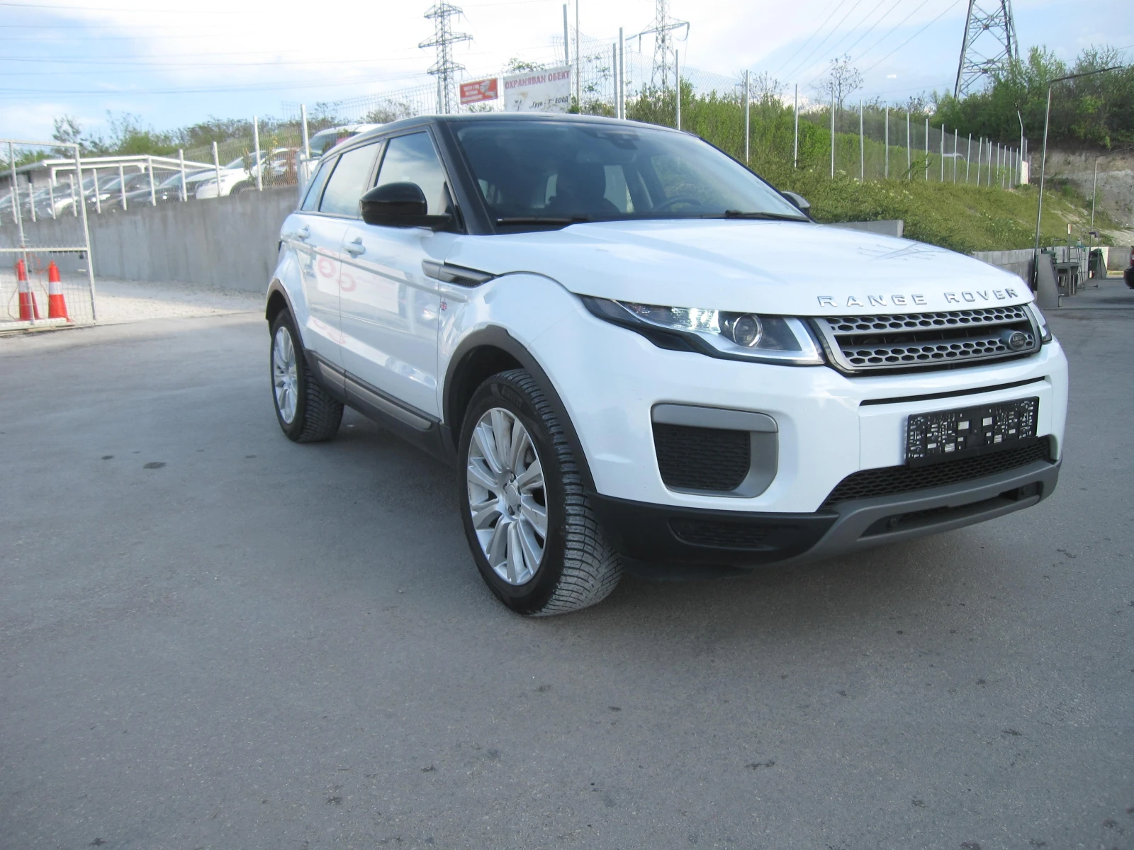 Land Rover Range Rover Evoque Като НОВ 2, 0-TDI - изображение 2