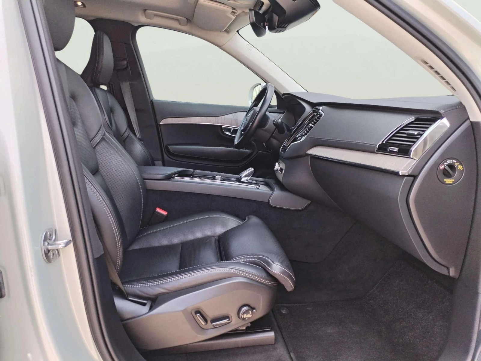 Volvo Xc90 2.0 B5 - изображение 9