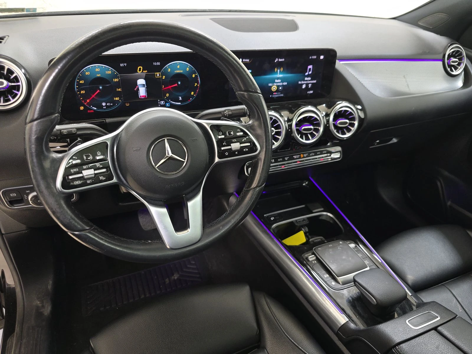 Mercedes-Benz GLA 250 KEYLESS * Panoramic * Hands-Free* Memory - изображение 5