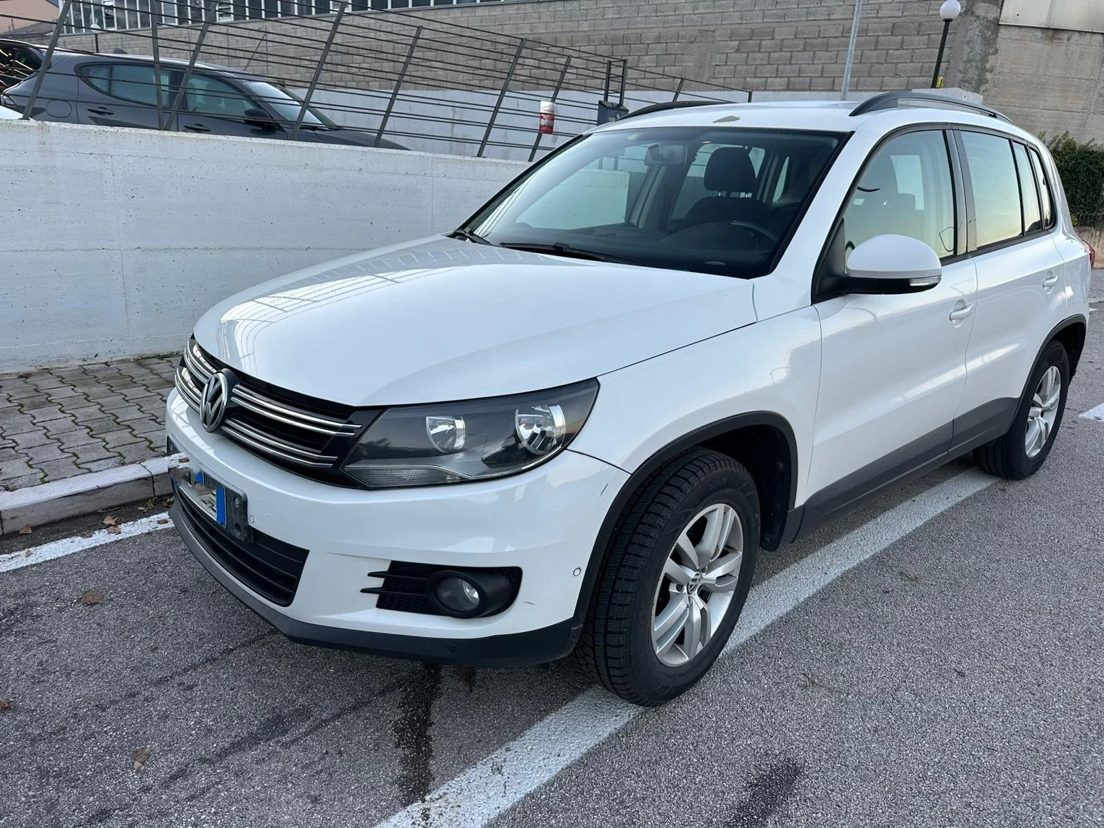 VW Tiguan 2.0 TDI 110CV Business Sport e Style BlueMotion Te | Mobile.bg   1