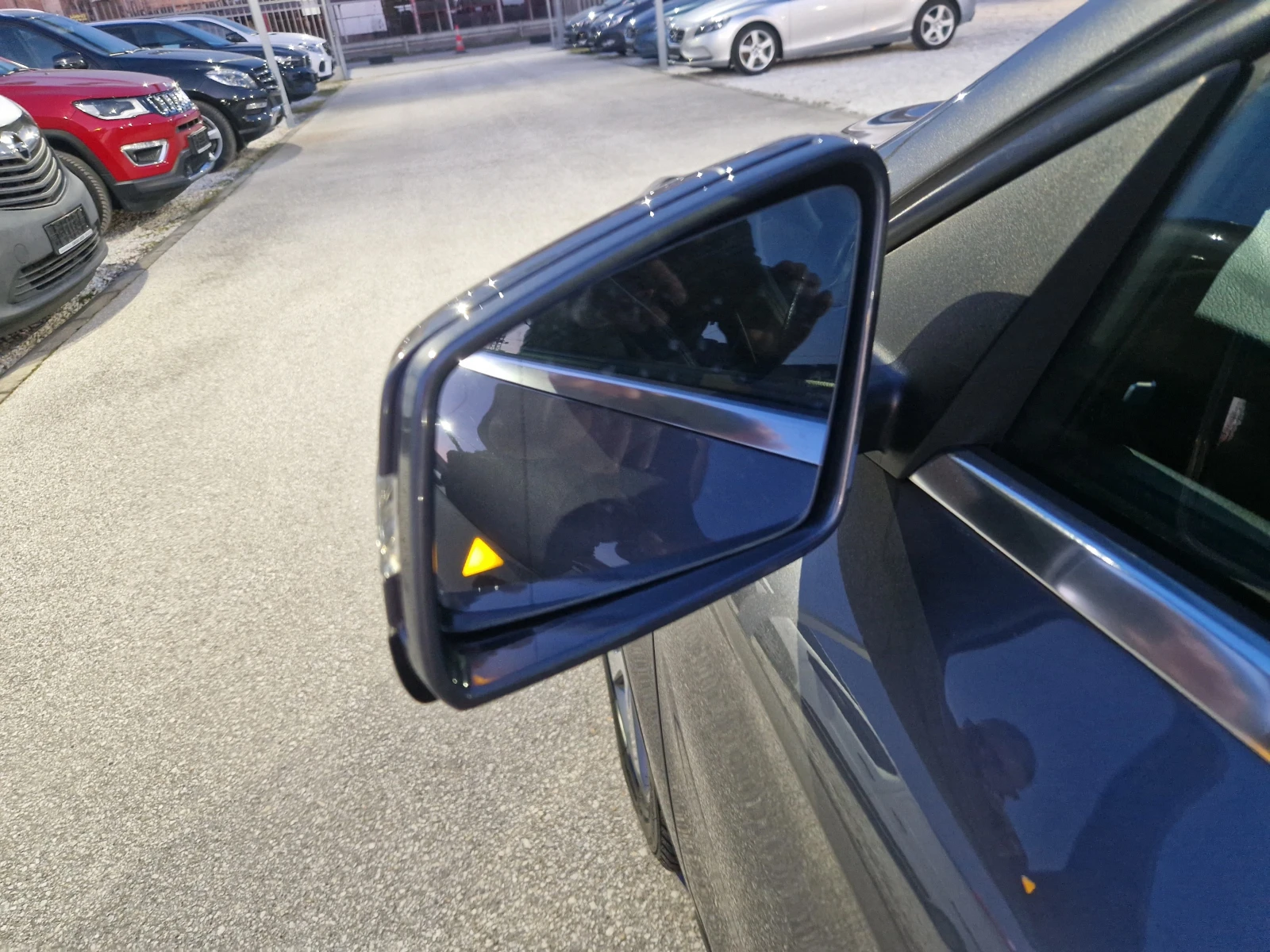 Mercedes-Benz GLA 220 AMG* FUL EKSTRI* CAMERA* HARMAN KARDON* PODGREV* F, снимка 9 - Автомобили и джипове - 53785906