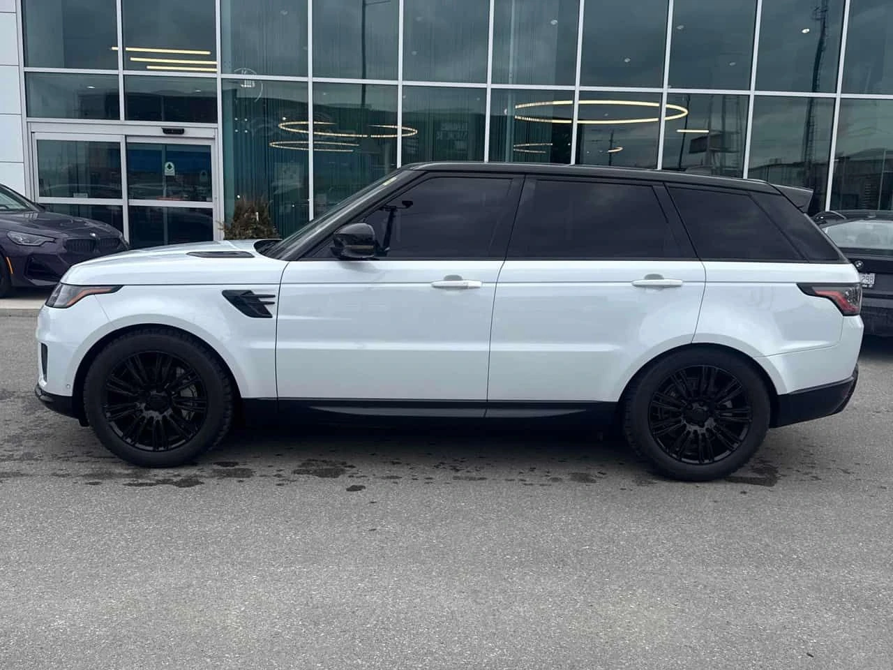 Land Rover Range Rover Sport * HSE * CARFAX * ОТ ПРЕДСТАВИТЕЛСТВО * , снимка 2 - Автомобили и джипове - 53949810