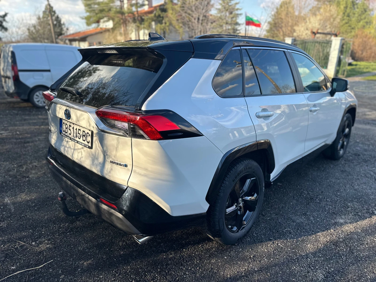 Toyota Rav4 2.5 Hybrid STYLE FULL екстри ПОДНОВЕНА ГАРАНЦИЯ, снимка 5 - Автомобили и джипове - 54102594