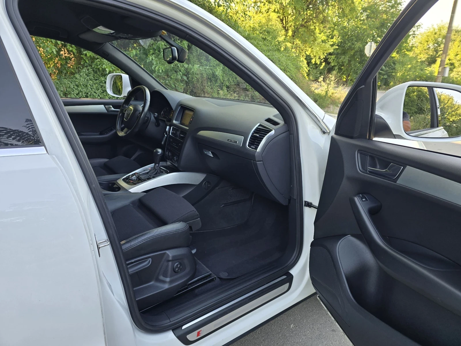 Audi Q5 3.0TDI S-Line Plus Quattro 239к.с , снимка 14 - Автомобили и джипове - 54973336