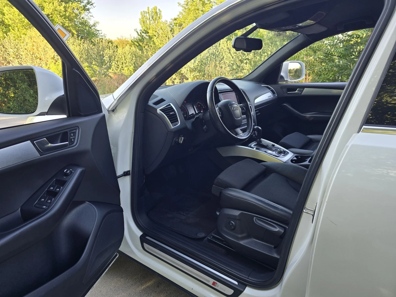 Audi Q5 3.0TDI S-Line Plus Quattro 239к.с , снимка 11 - Автомобили и джипове - 54973336