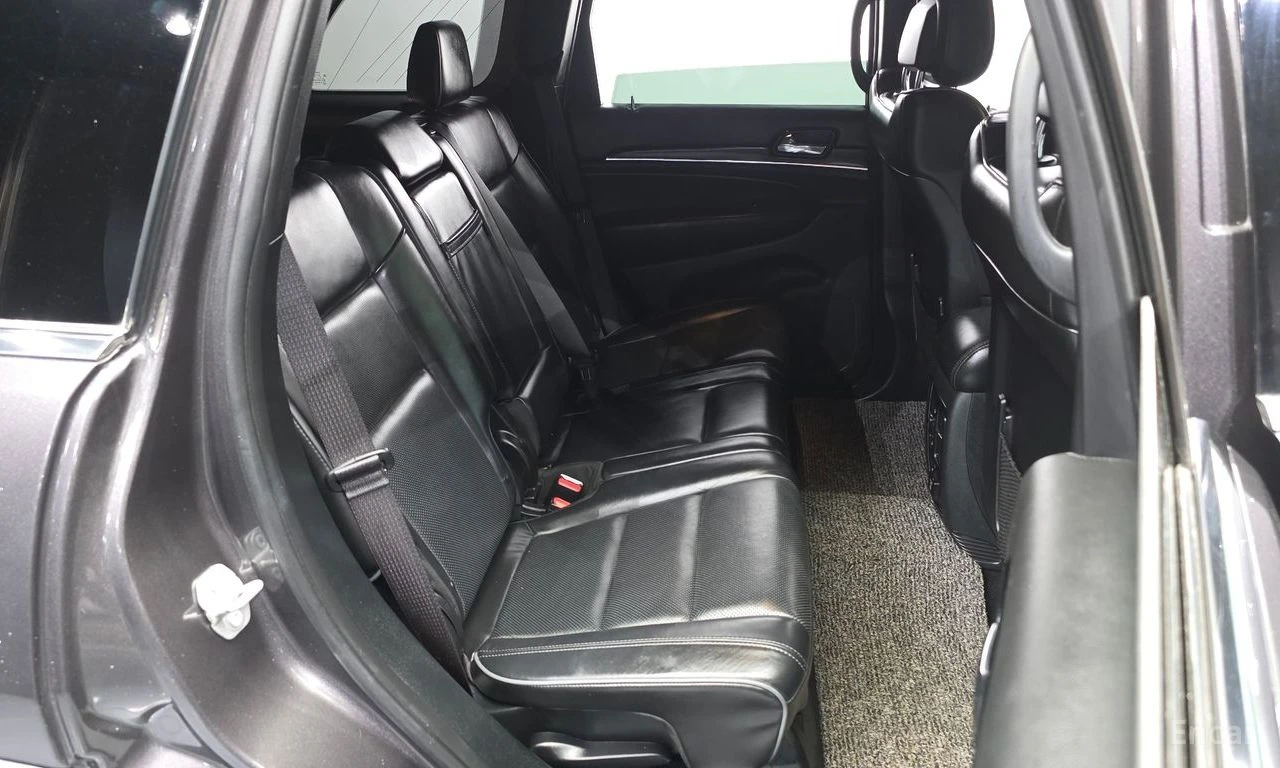 Jeep Grand cherokee 3.6* V6* 8ZF* OVERLAND* ДИСТРОНИК* ОБДУХВАНЕ* КАМЕ, снимка 15 - Автомобили и джипове - 55920773