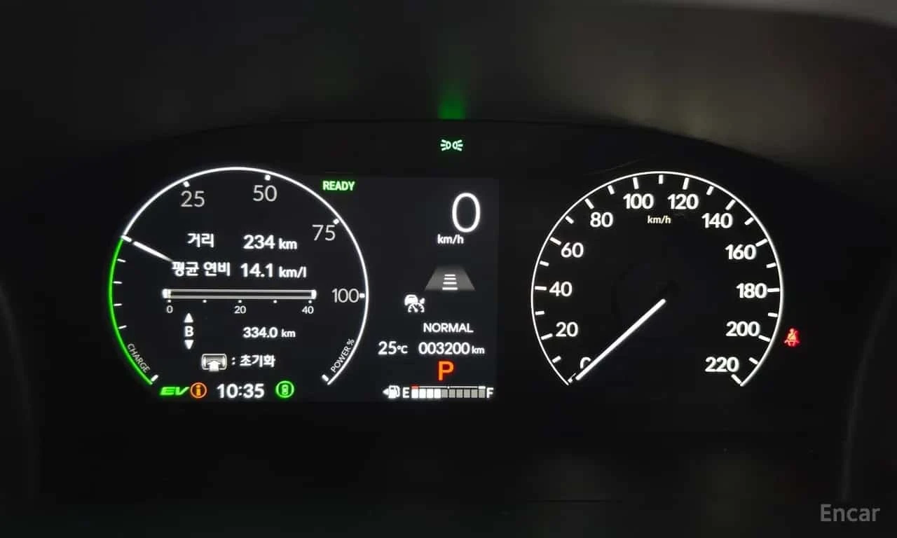 Honda Cr-v * 2.0 Hybrid Touring 4WD * Бял Салон * , снимка 8 - Автомобили и джипове - 56196182