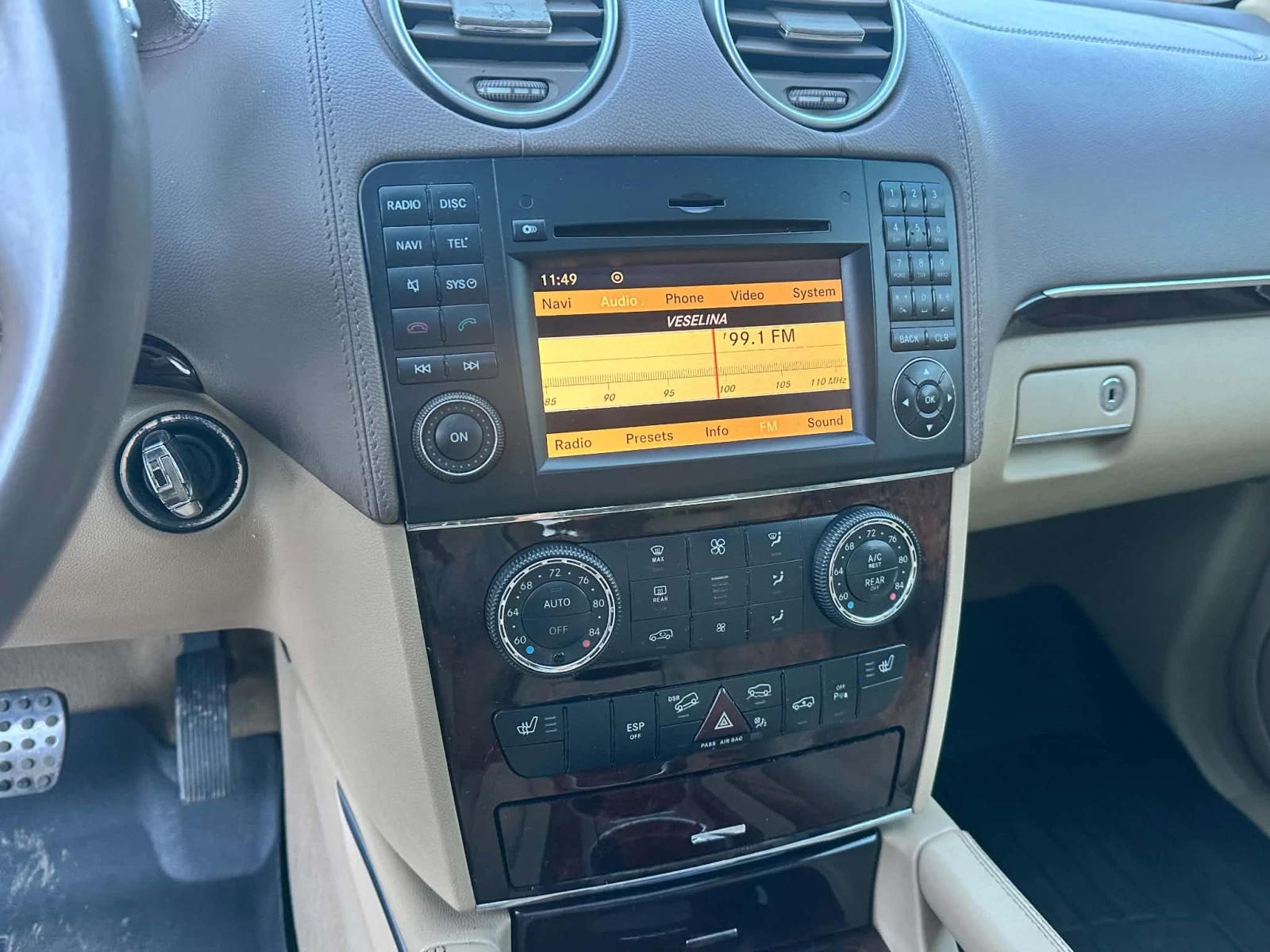Mercedes-Benz GL 450 4.7 Face Обслужен!, снимка 13 - Автомобили и джипове - 56219081